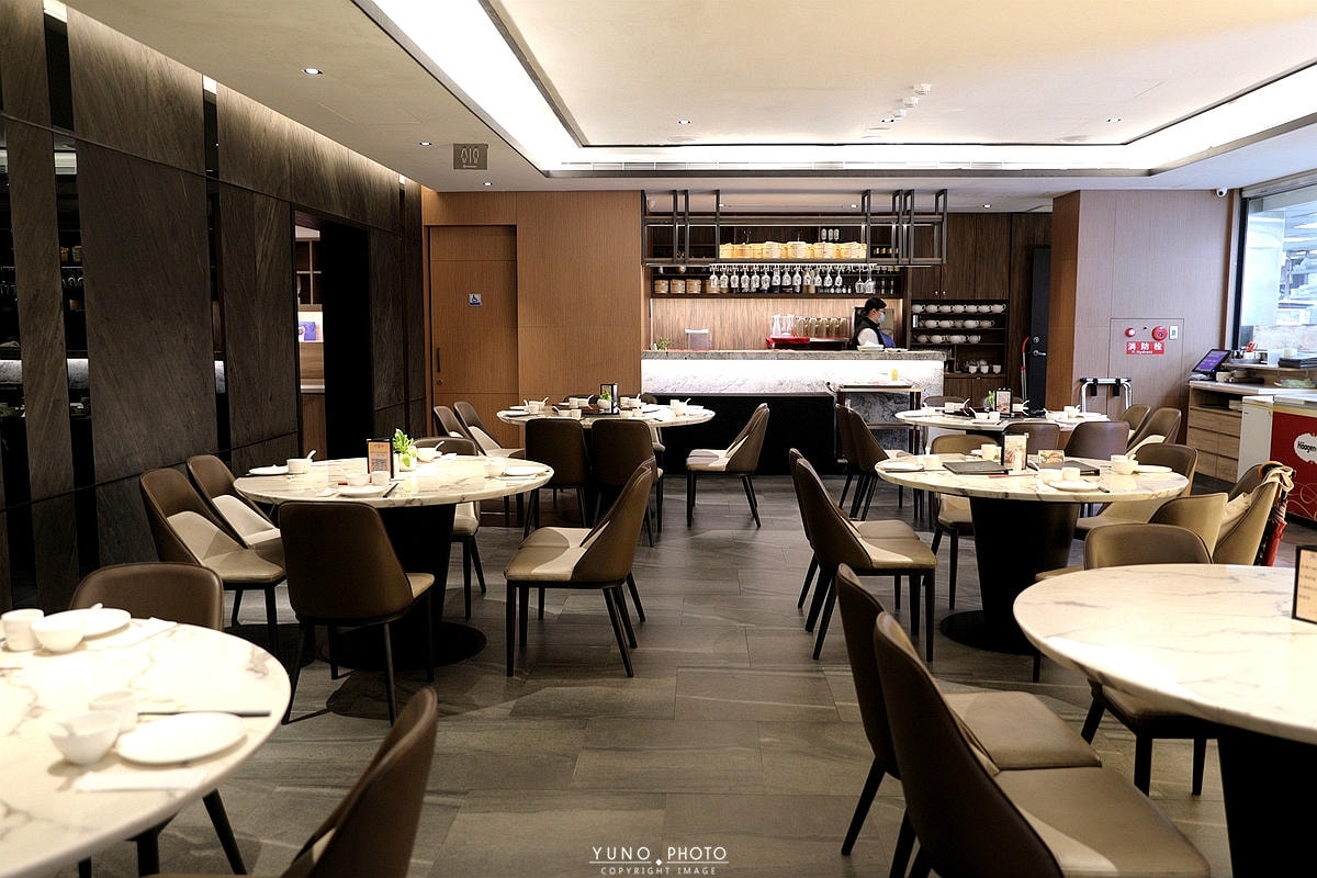 20251109-4jqo0 20251109-4jqo0