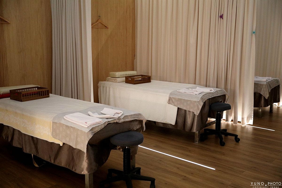 20251109-lk6ym 20251109-lk6ym