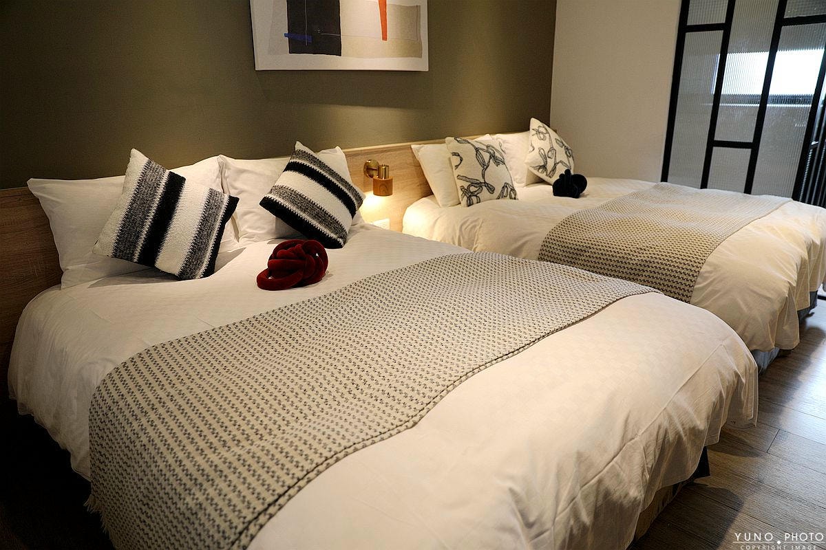 20251109-r7ugl 20251109-r7ugl