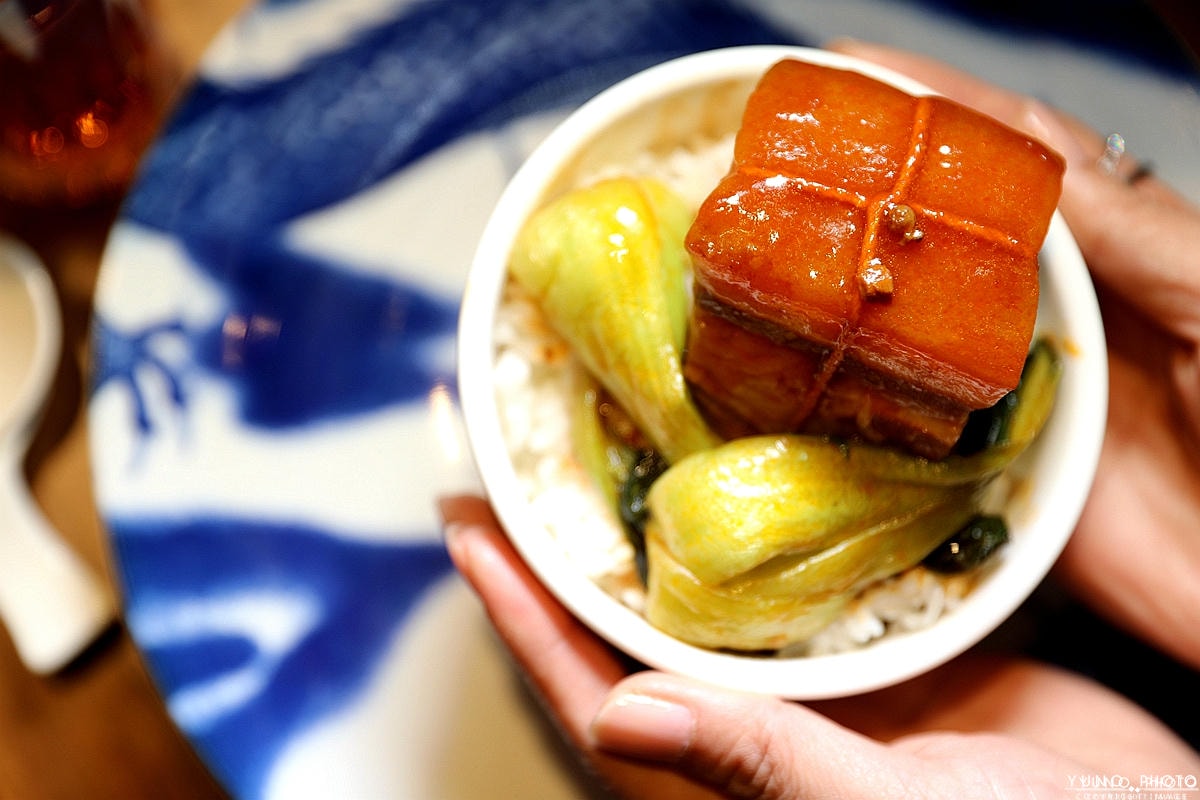 20251109-sz78d 20251109-sz78d