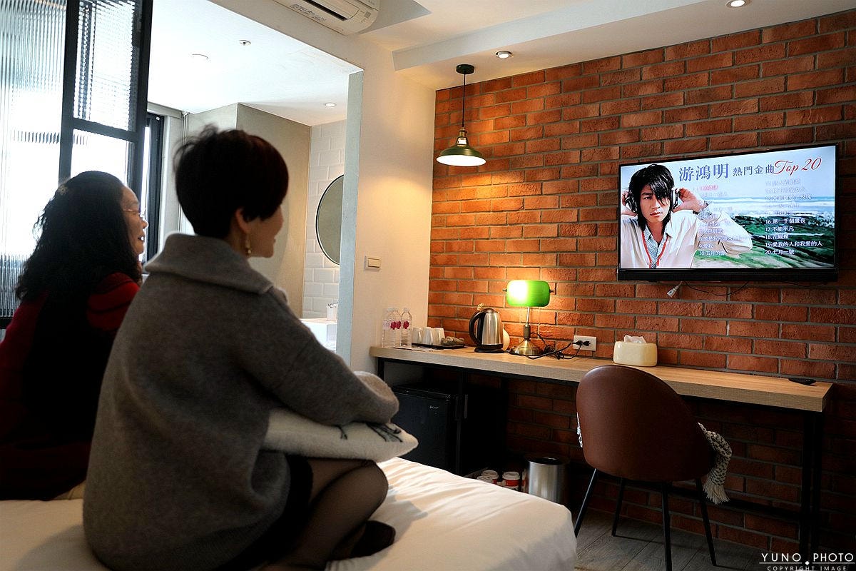 20251109-v3w7w 20251109-v3w7w