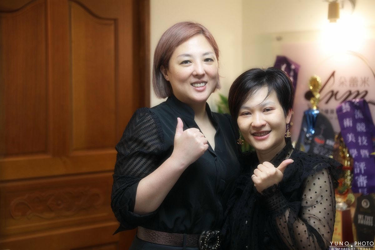 20251109-ii8hx 20251109-ii8hx