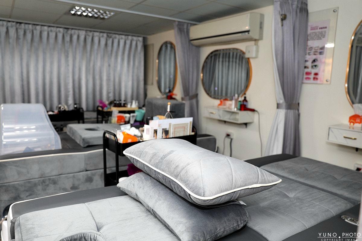 20251109-klxu1 20251109-klxu1