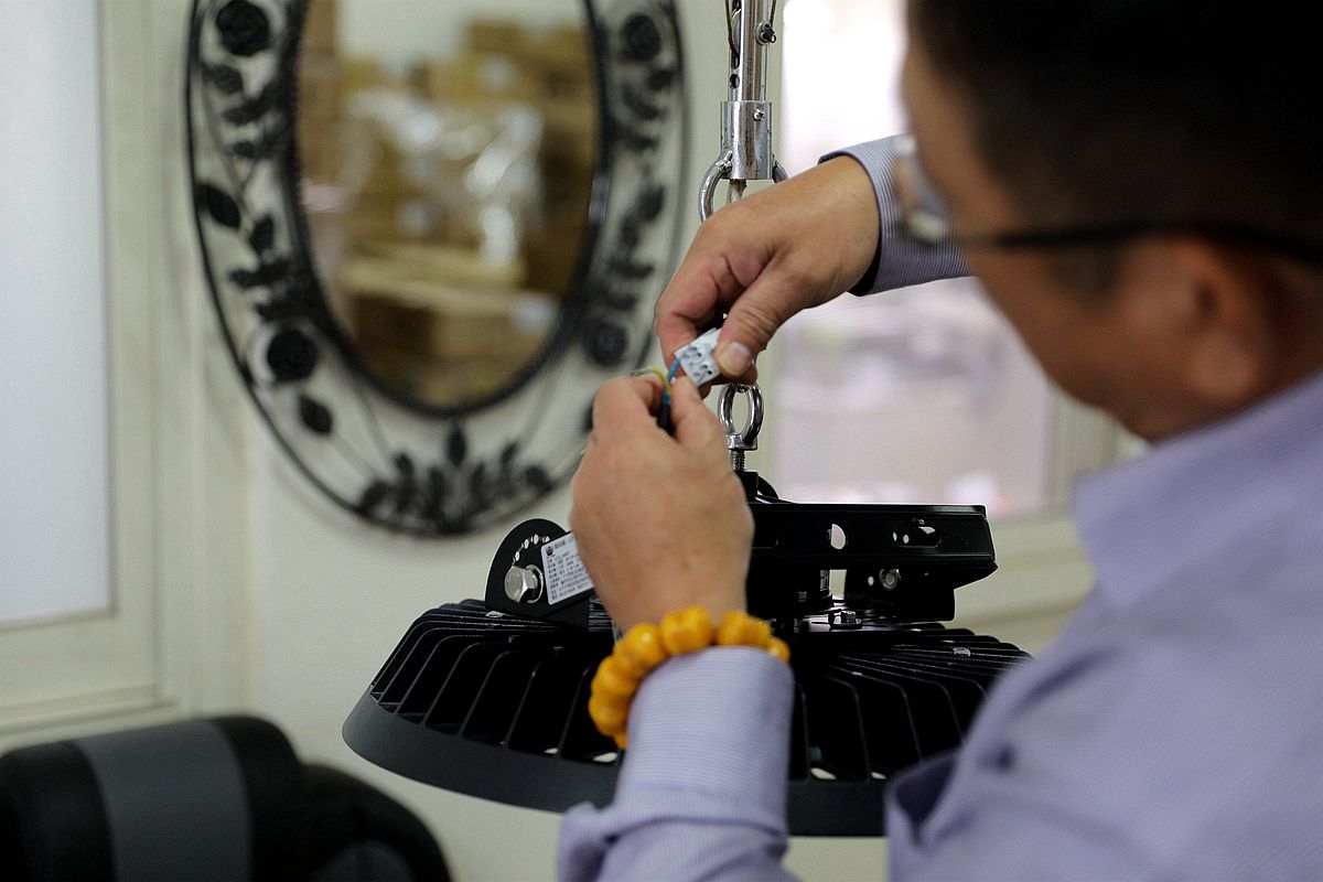 20251109-quv16 20251109-quv16