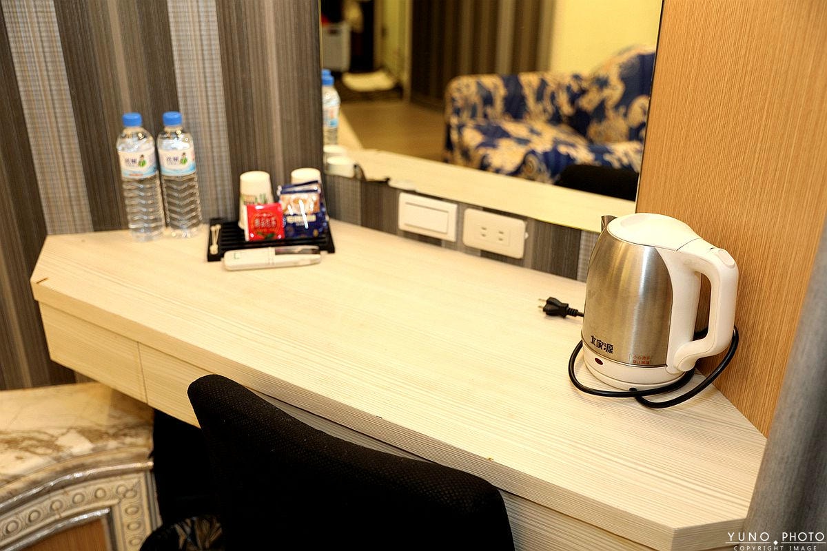 20251109-yhwgf 20251109-yhwgf