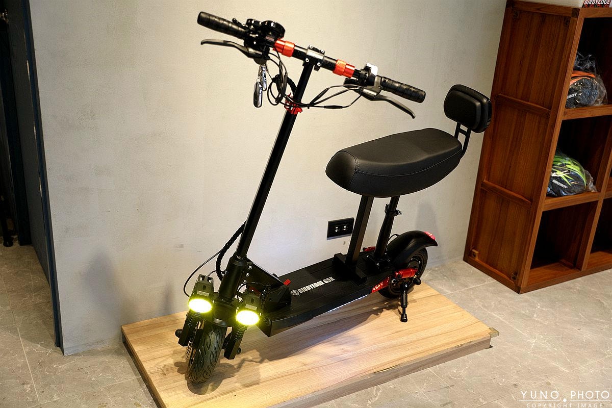 20251109-j2cwt 20251109-j2cwt