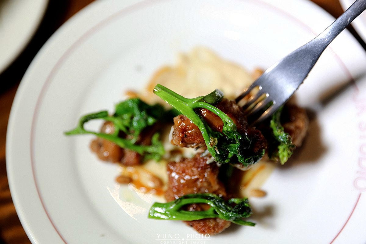 20251109-lro9d 20251109-lro9d