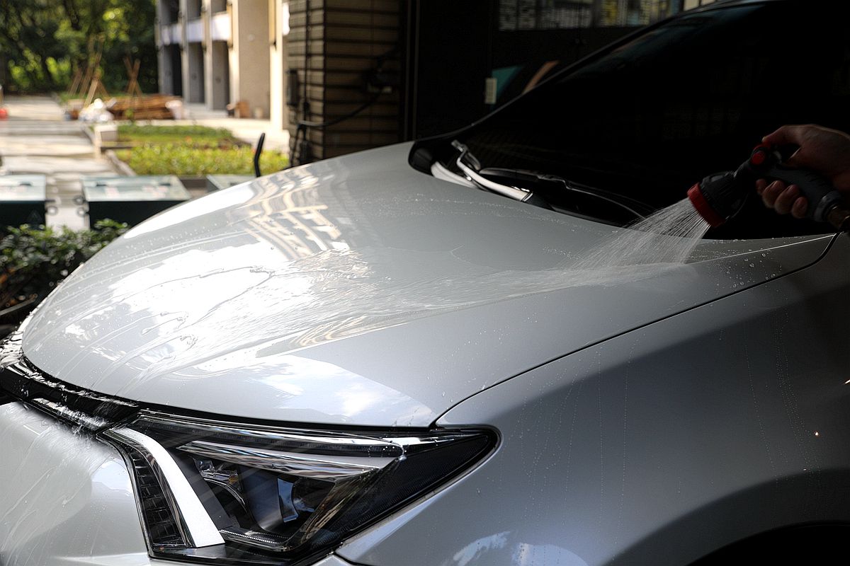 20251109-5lg8g 20251109-5lg8g