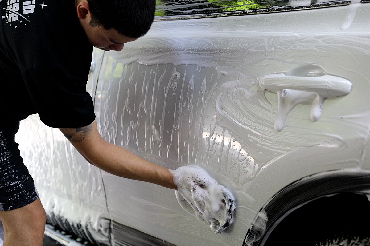 20251109-ej9tf 20251109-ej9tf