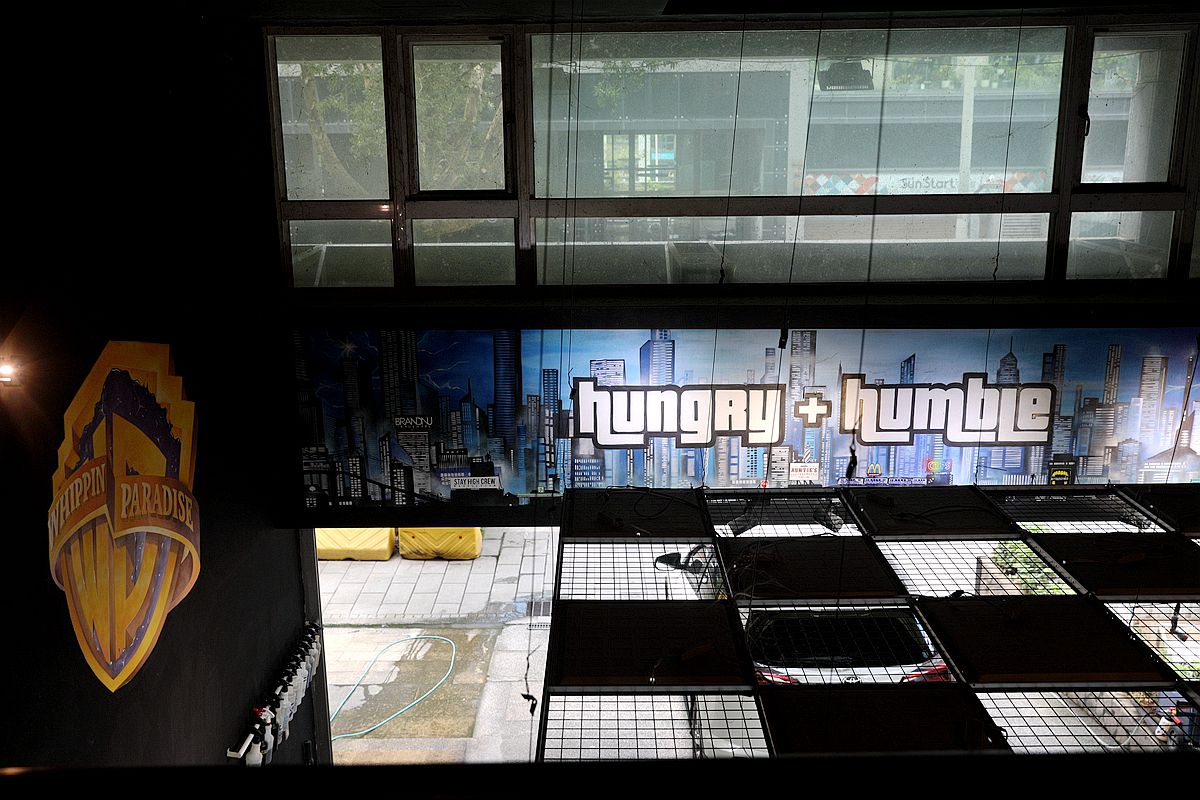 20251109-mg83n 20251109-mg83n