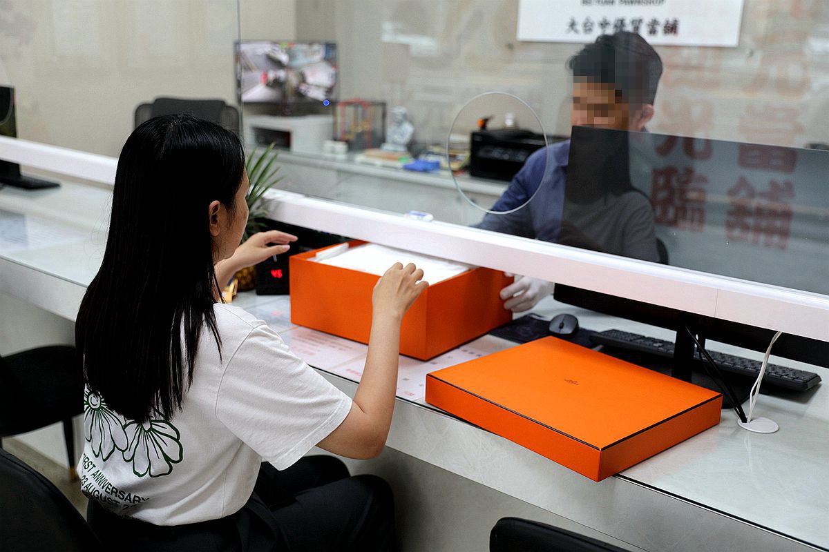 20251109-61fk8 20251109-61fk8