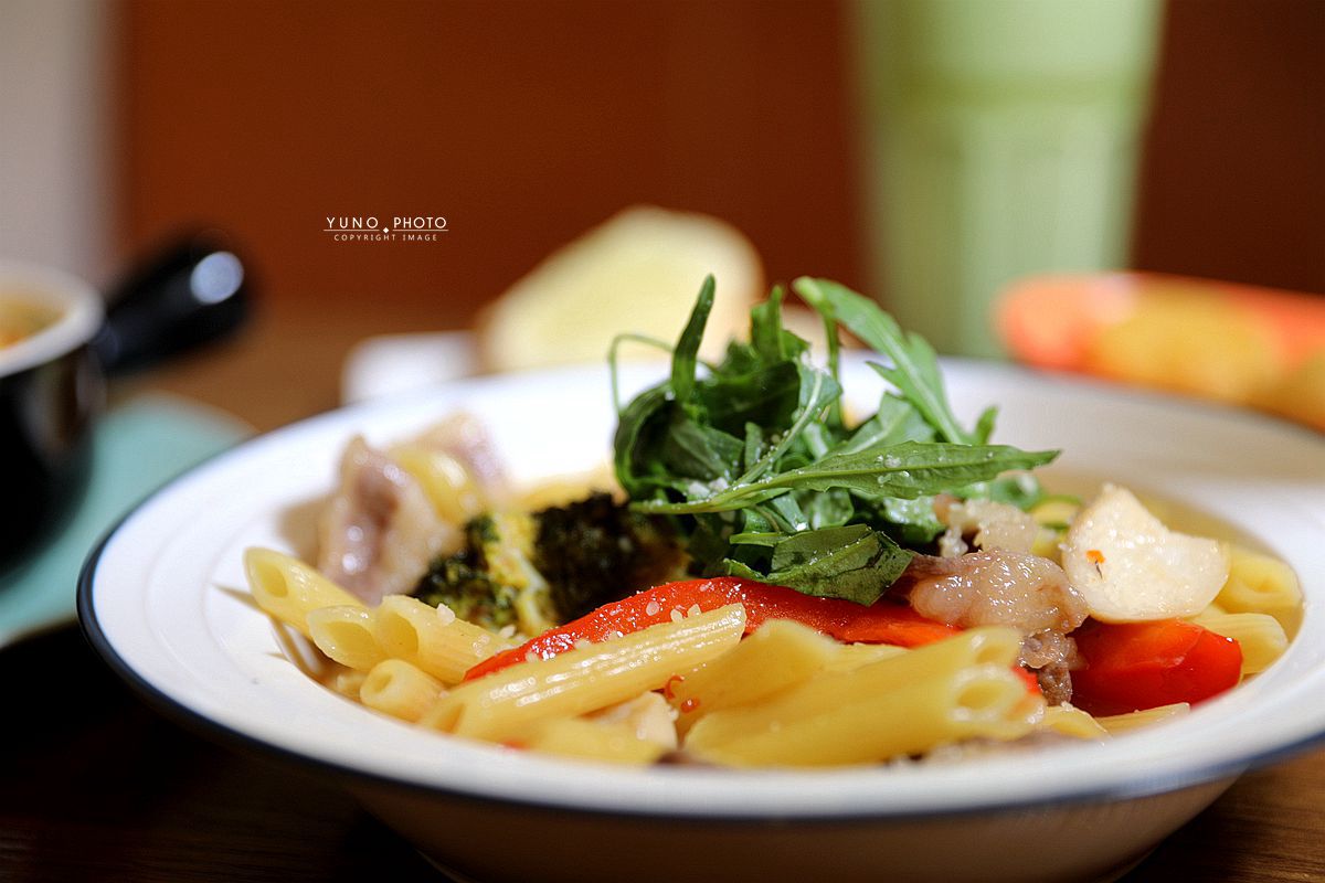 20251109-qi2vt 20251109-qi2vt