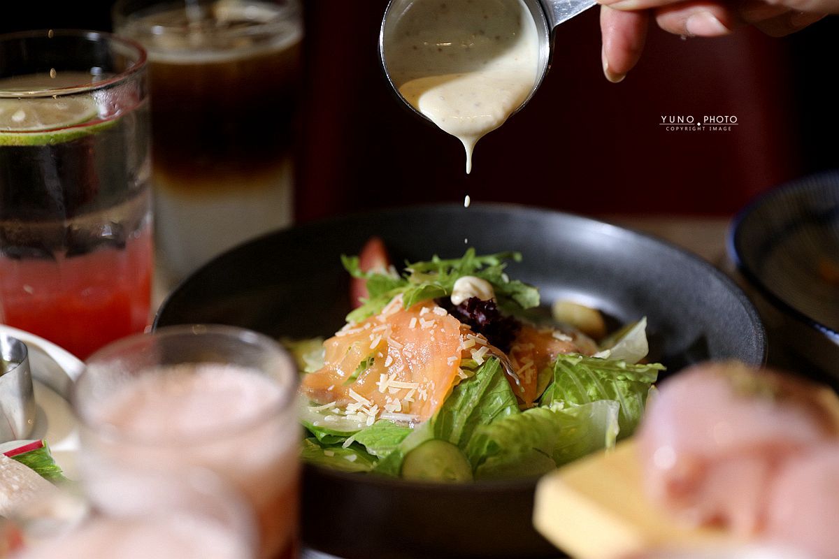 20251109-guzly 20251109-guzly