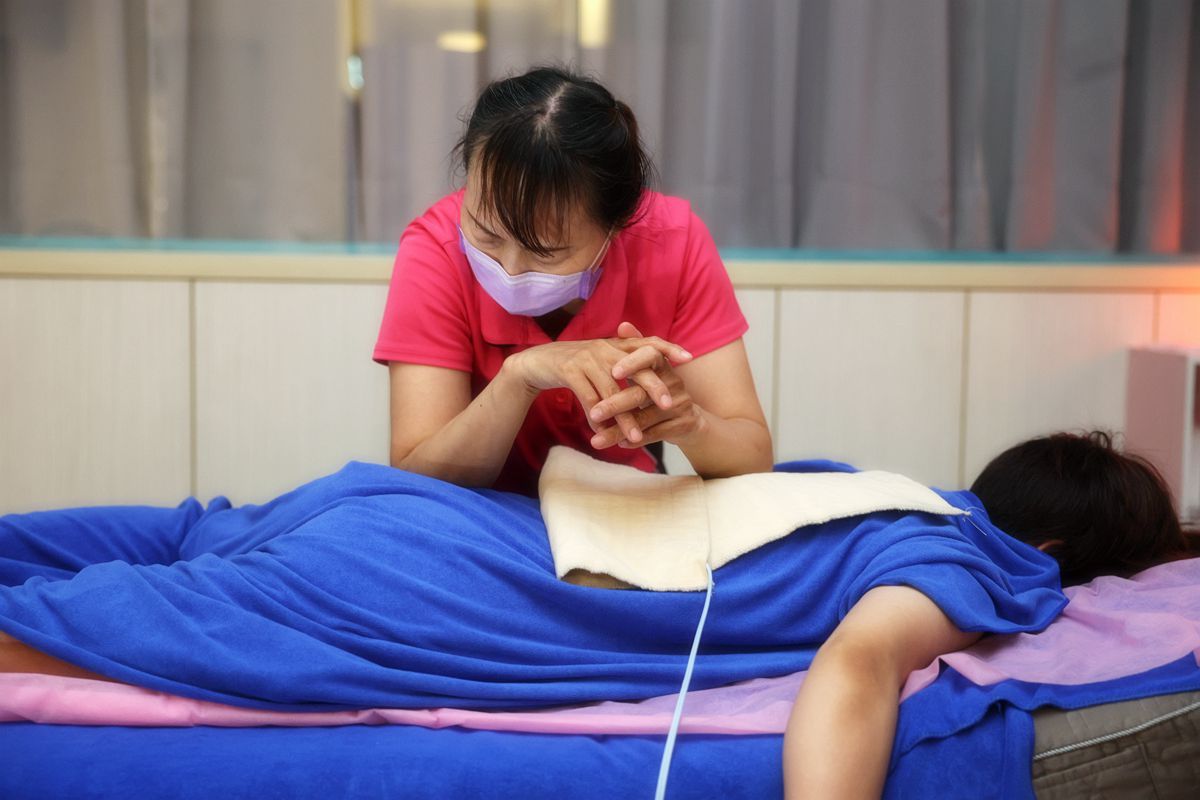 20251109-gh13j 20251109-gh13j