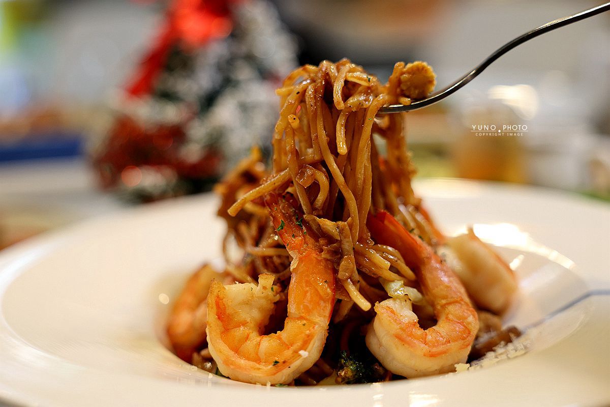 20251109-3kzhw 20251109-3kzhw