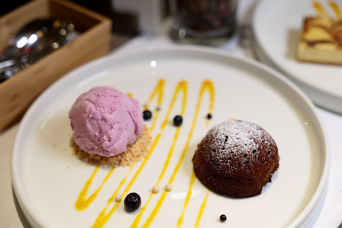 20251109-8n78y 20251109-8n78y