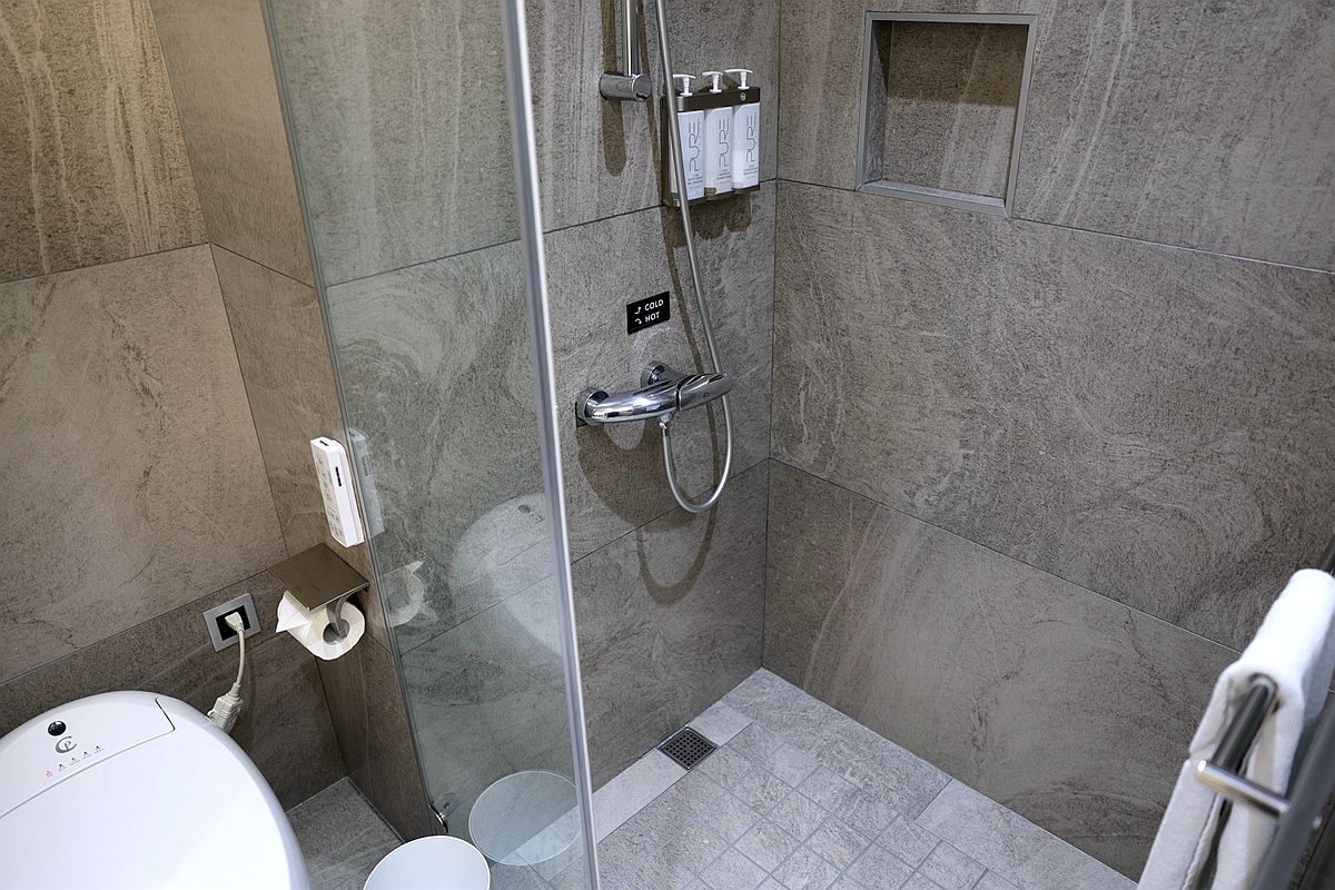 20251109-nxjfl 20251109-nxjfl