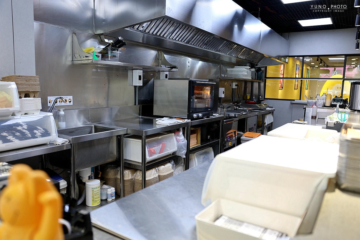 20251109-px4eh 20251109-px4eh