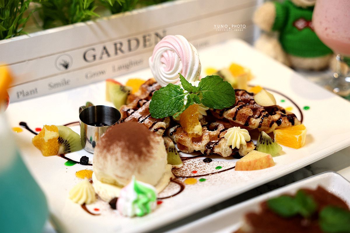 20251109-q6m2e 20251109-q6m2e