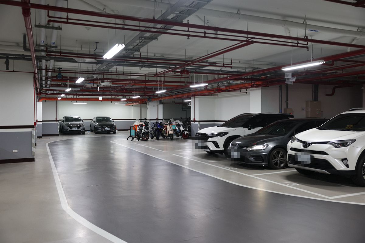 20251109-txawo 20251109-txawo