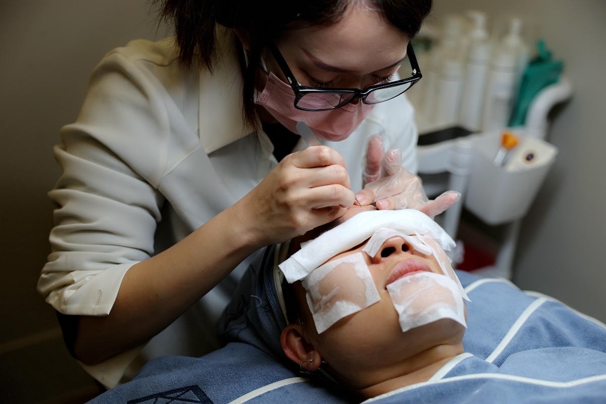 20251109-e71mw 20251109-e71mw