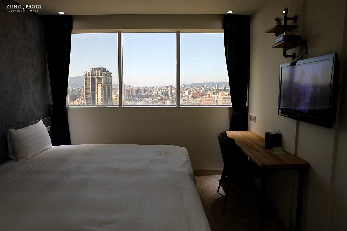 20251109-h5jp4 20251109-h5jp4