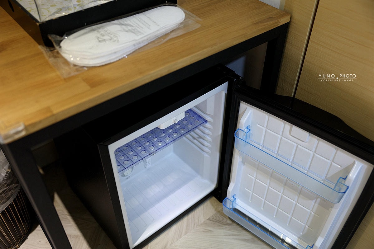 20251109-sx8yq 20251109-sx8yq