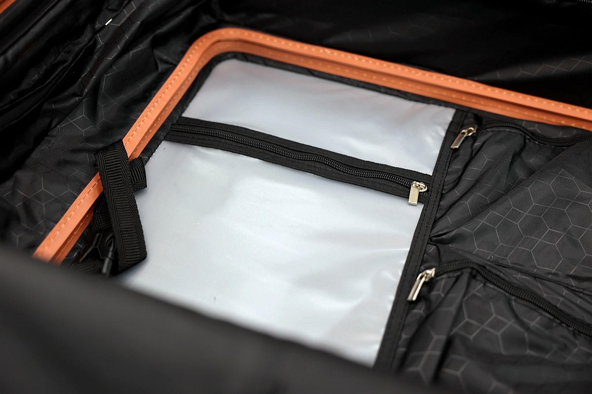 20251109-vkr3g 20251109-vkr3g