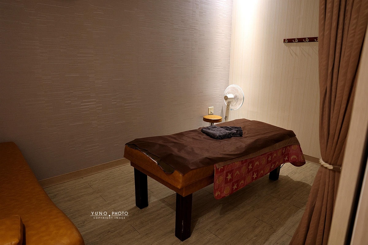 20251109-3qpzo 20251109-3qpzo