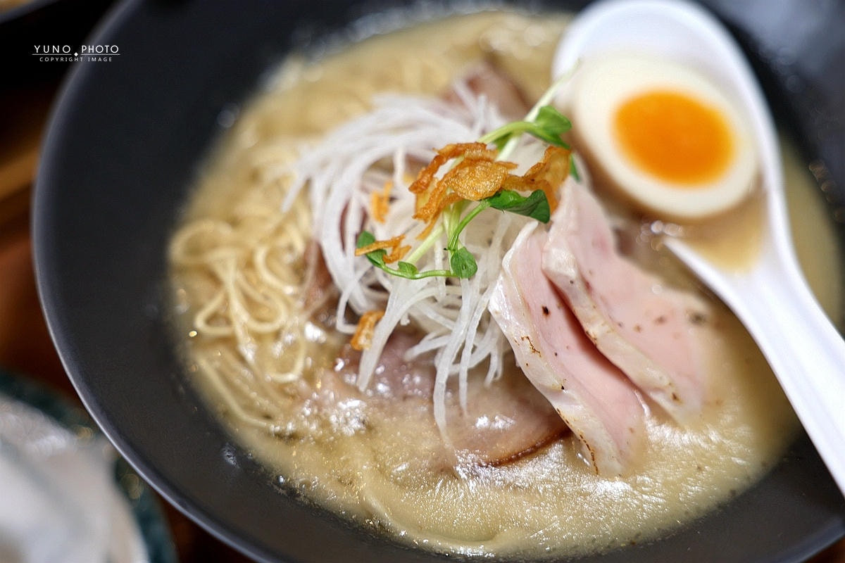 20251109-4as9r 20251109-4as9r