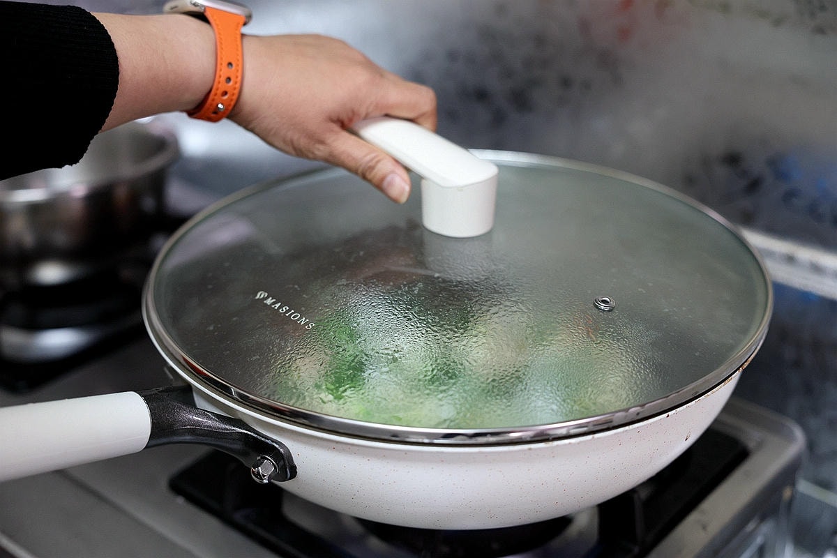 20251109-5ya2o 20251109-5ya2o