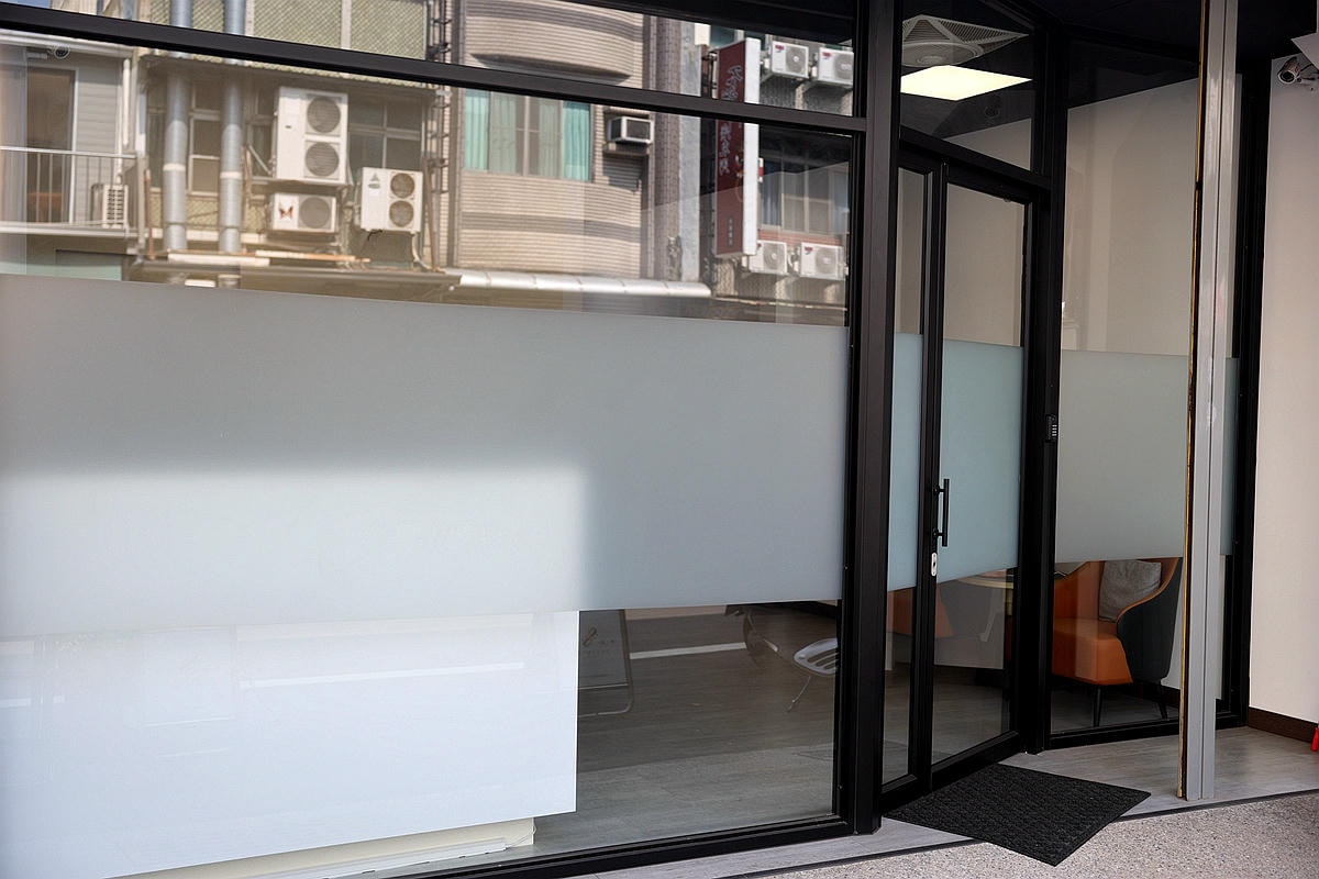 20251109-76ht2 20251109-76ht2