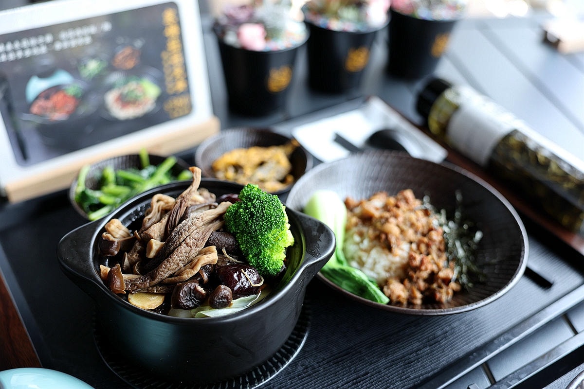 20251109-9gknh 20251109-9gknh