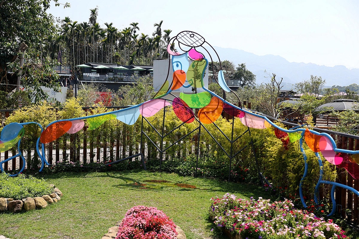 20251109-oceyf 20251109-oceyf