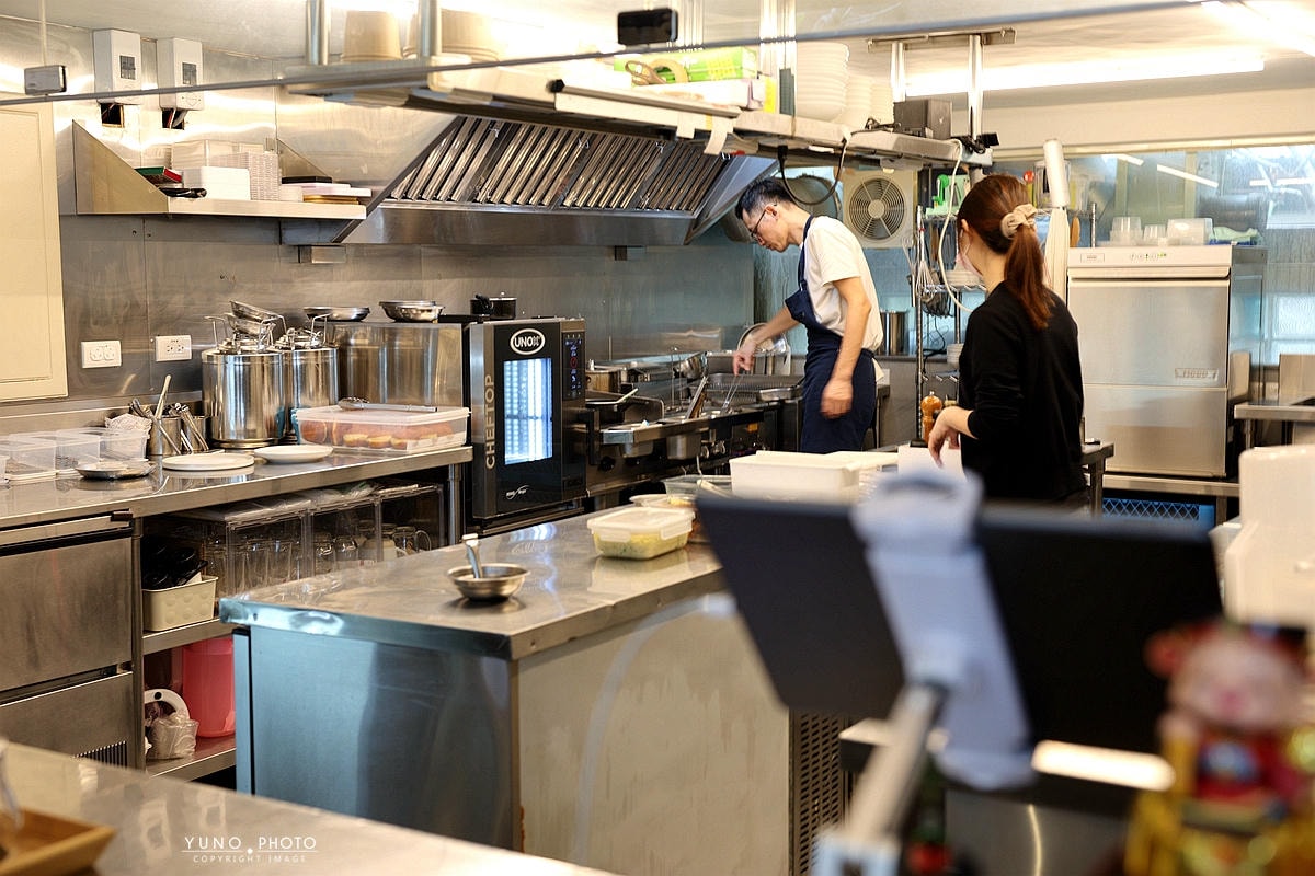 20251109-thz04 20251109-thz04