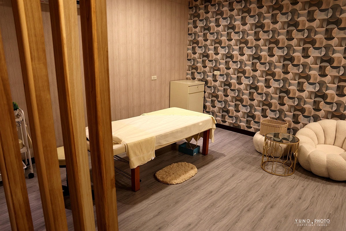 20251108-2u4i4 20251108-2u4i4