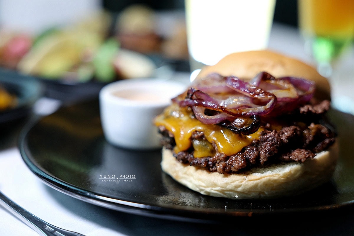 20251108-8nfml 20251108-8nfml