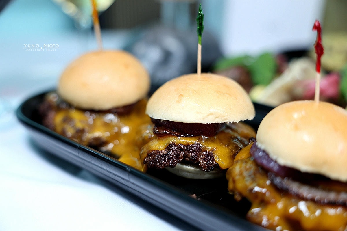 20251108-g89iv 20251108-g89iv