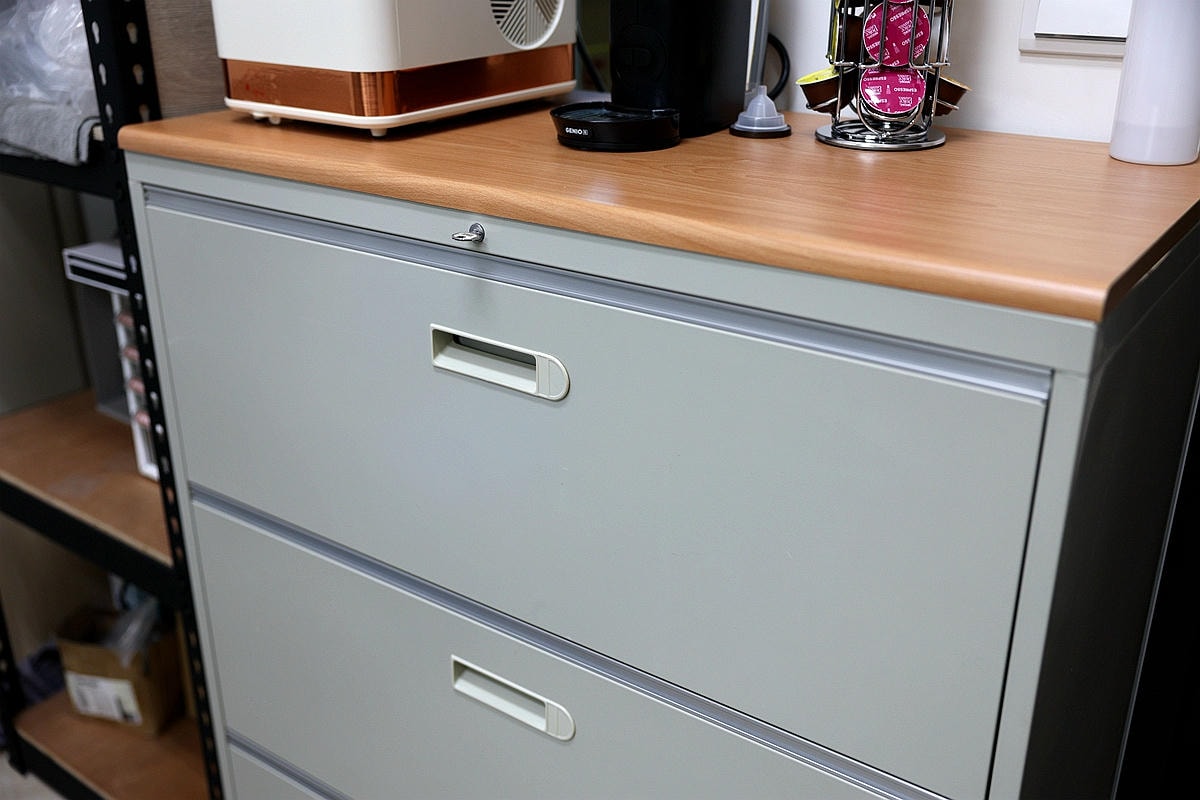 20251108-iuzbk 20251108-iuzbk