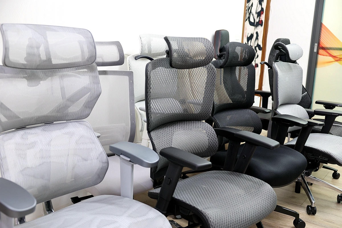 20251108-nj6xa 20251108-nj6xa