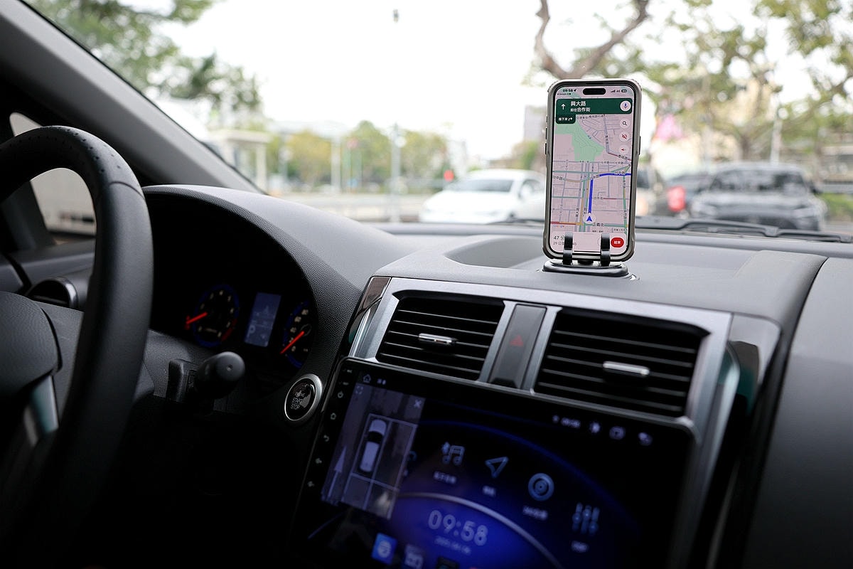 20251108-y9nfj 20251108-y9nfj