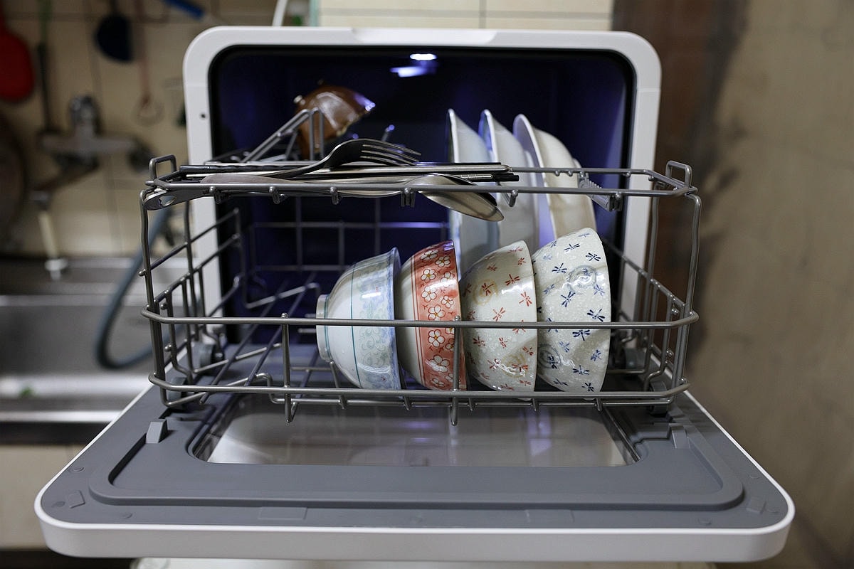 20251109-7yqre 20251109-7yqre