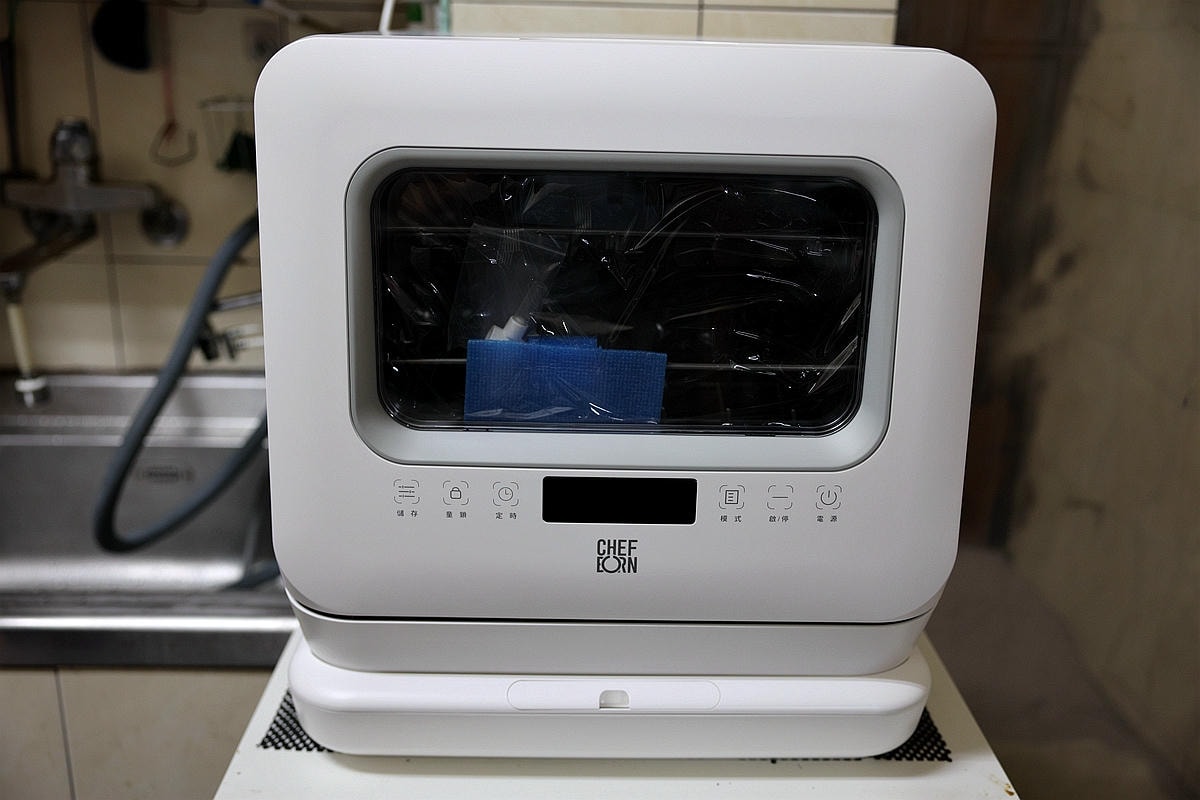 20251109-l0p1l 20251109-l0p1l