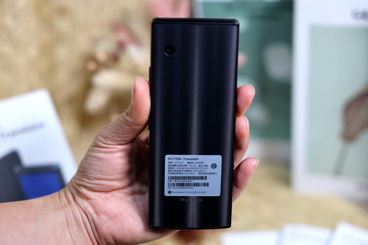 20251108-zye7y 20251108-zye7y