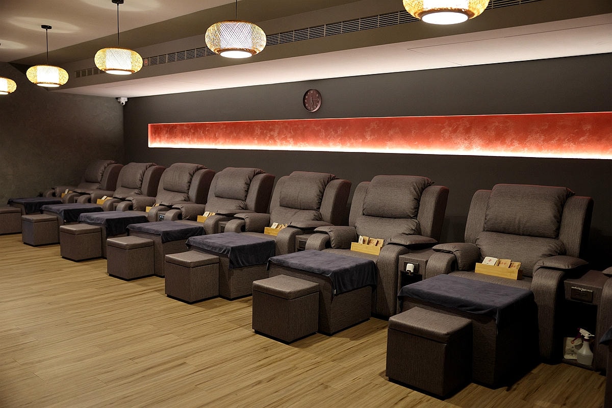 20251108-93oiy 20251108-93oiy