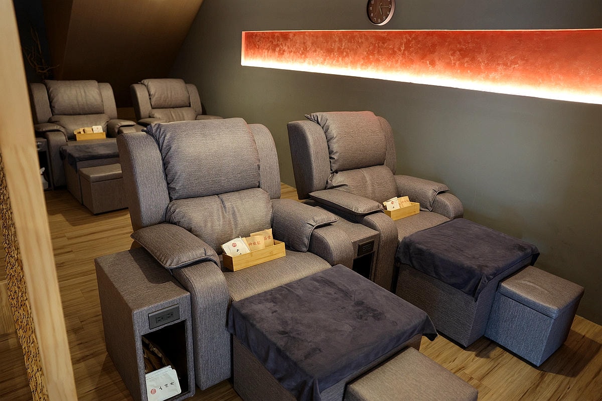 20251108-9elef 20251108-9elef