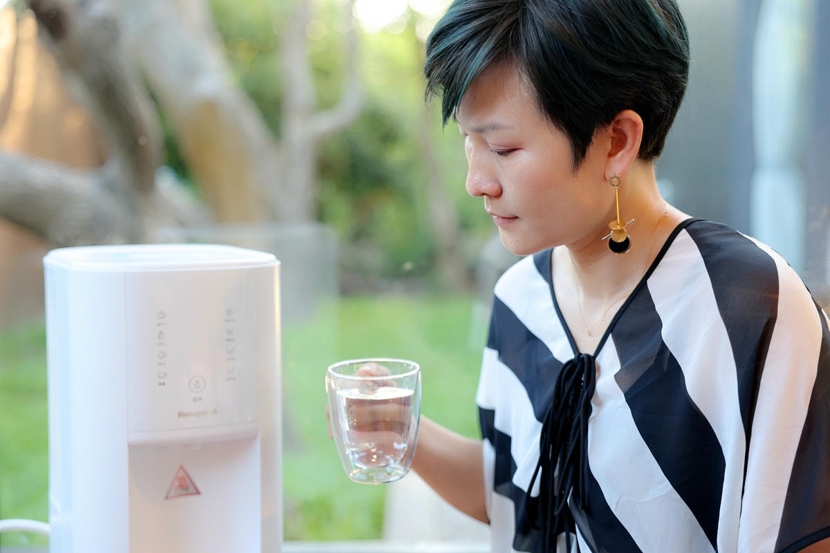 20251108-ud2f6 20251108-ud2f6