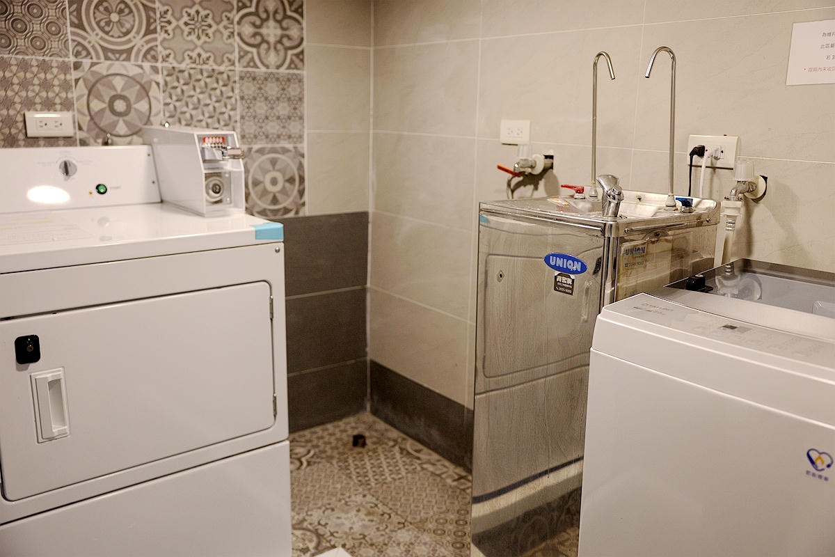 20251108-23evh 20251108-23evh