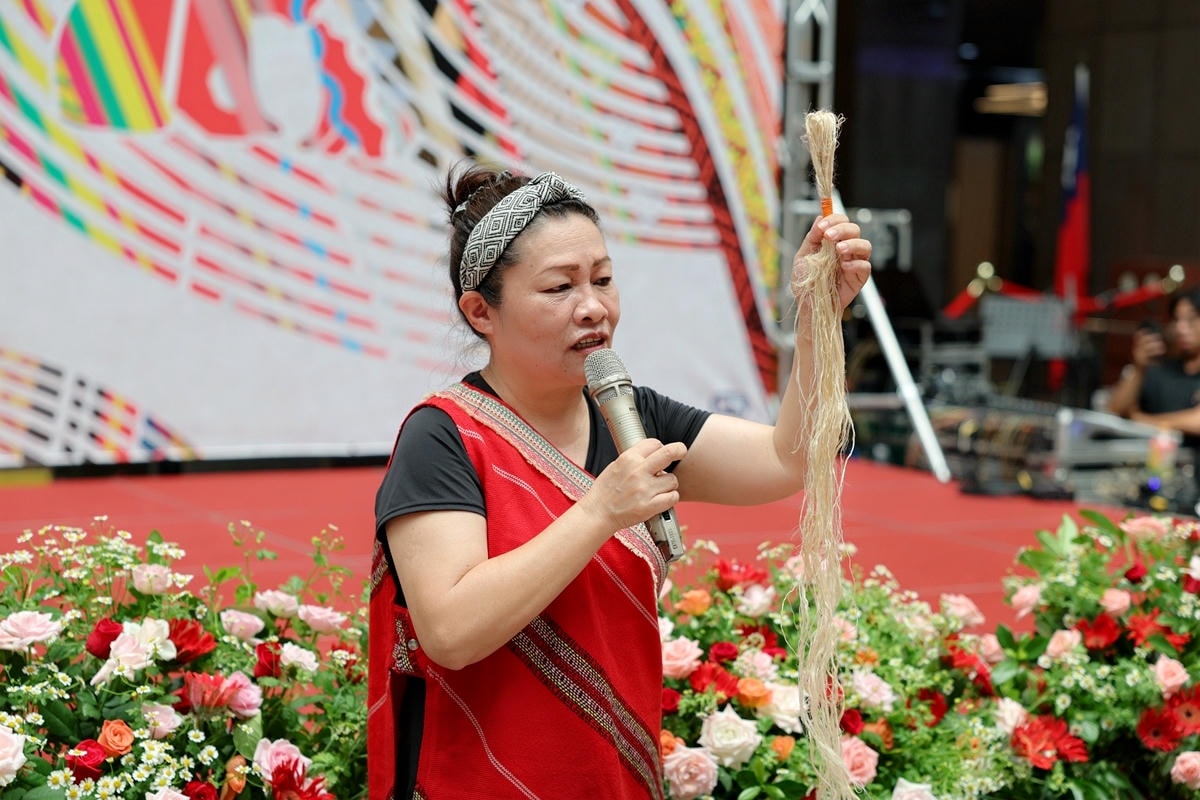 20251108-bt8zo 20251108-bt8zo