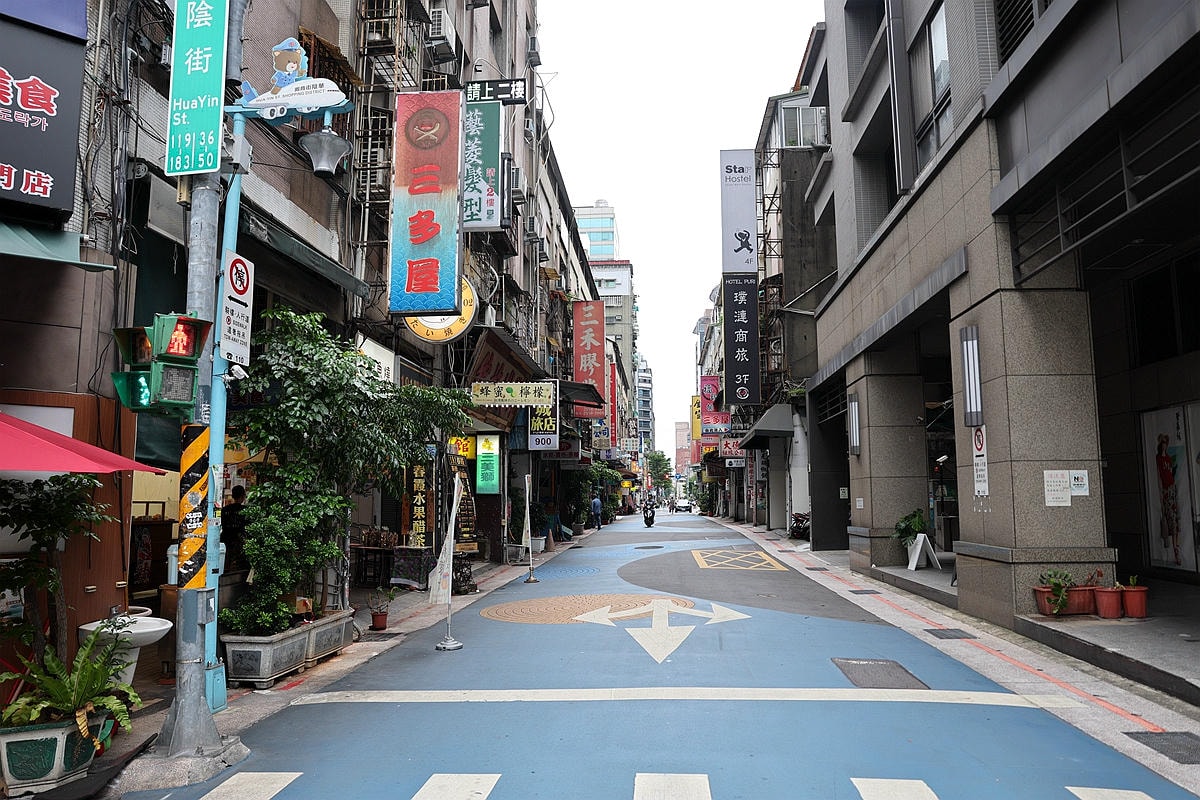 20251108-k7krz 20251108-k7krz